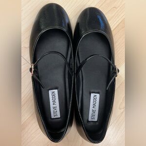 {SOLD} Steve Madden Black Patent Ballet Flats Size 38 (Fits 37)